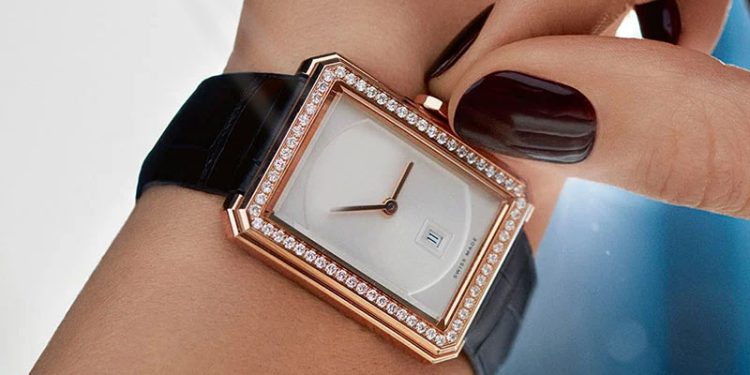 Factors To Consider When Choosing Cartier Ladies Watch