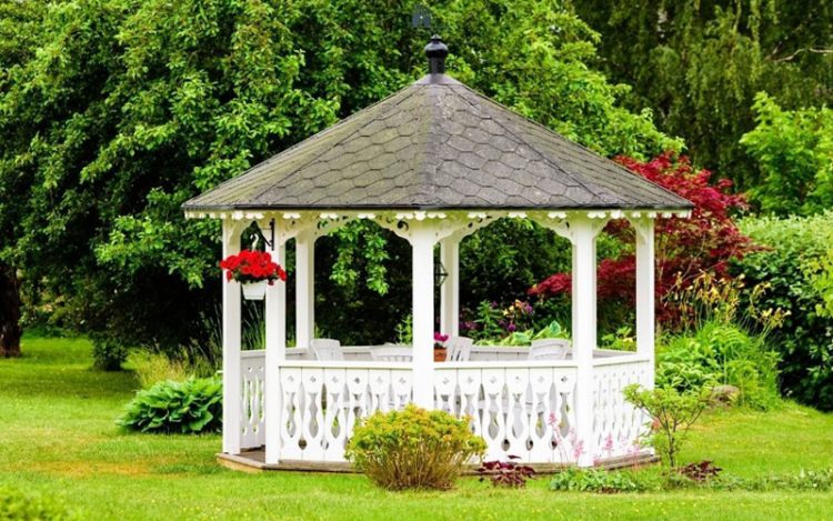 How Installing A Gazebo Helps Improve Your Home