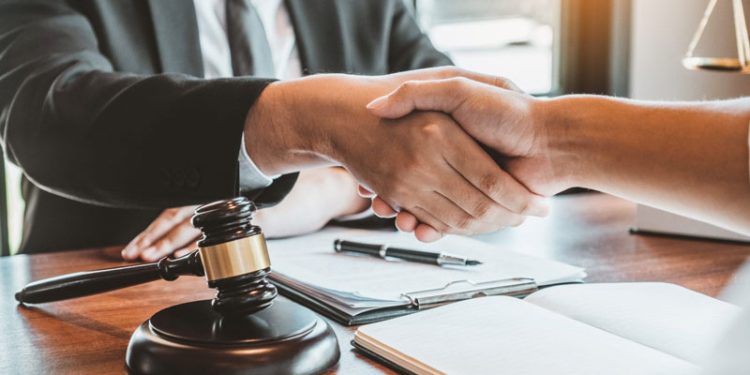 How a Construction Accident Lawyer Can Help You in Your Accident Claim