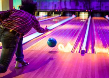 How to Have The Perfect Bowling Night In The Philippines