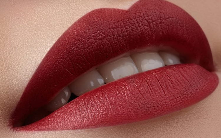 Tips to Select Your Lipstick Shade