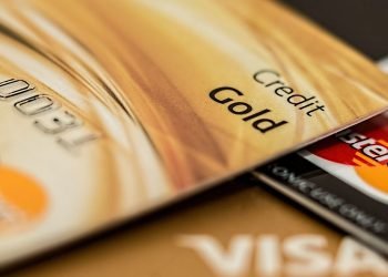 4 Reasons Why Your Business Needs a Credit Card