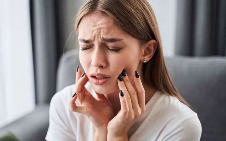 TMJ Disorders Can Add Extreme Discomfort to Your Jaw and Life – Why Treating It Is Essential?